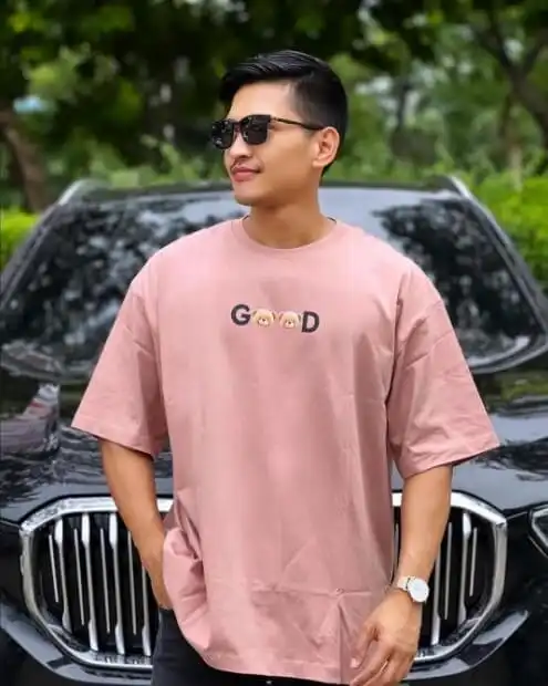 Kaos Warna Abu-Abu