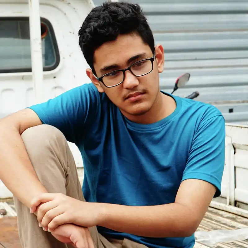 Promo Kaos Di Abyad Apparel Pro, Menarik dan Nambahin Koleksi Kaos Kamu